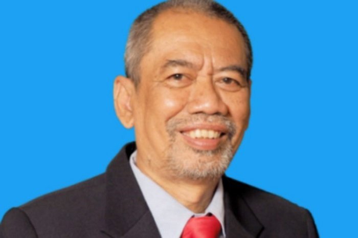 Wartawan Senior Dharono Trisawego menjadi Pemimpin Redaksi Hallobandung.com. (Dok. Stockrumah.com)

