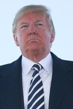 Membalas atau Negosiasi dengan Amerika Serikat, Pilihan  Lebih dari 50 Negara Terdampak Tarif Donald Trump