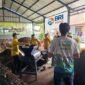 Mengubah sampah menjadi emas! Lewat program BRI Peduli ‘Yok Kita Gas’, BRI latih pengurus TPS3R di Bali ubah sampah organik jadi pupuk kompos. (Dok. BRI)