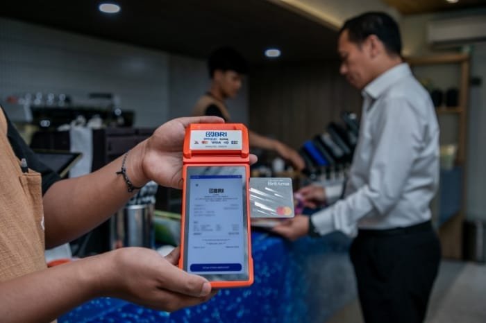 BRI terus memperkuat perannya di ekosistem pembayaran digital, salah satunya dengan catatkan pertumbuhan signifikan pada transaksi merchant dan QRIS. (Dok. BRI)