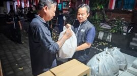 Banjir melanda Bali dan NTT. BRI bergerak cepat melalui program BRI Peduli menyalurkan bantuan tanggap bencana, pastikan masyarakat terdampak segera pulih. (Dok. BRI)